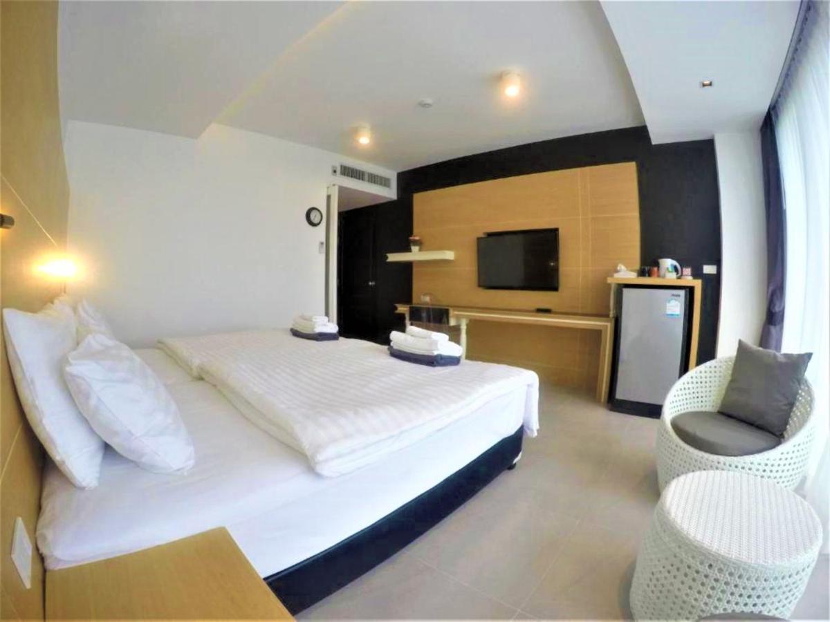 Vivace Hotel Kamala Beach Eksteriør billede